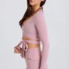 Top corto cruzado de jersey suave en malva