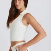 Top corto polo Soft Active en color marfil