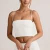 Top corto sin tirantes Verna de modal en blanco