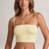 Top corto sin tirantes Verna de modal en color sorbete de limón