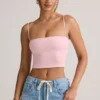 Top corto sin tirantes Verna de modal en rosa bebé