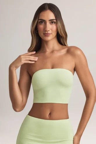 Top corto sin tirantes Verna de modal en verde salvia