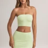 Top corto sin tirantes Verna de modal en verde salvia