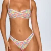 Top de bikini bandeau Pasyon con estampado multicolor brillante