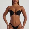 Top de bikini bandeau Praslin con adornos de abalorios en negro