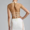 Top de bikini con tirantes cruzados y adornos Liberty en color marfil