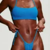 Top de bikini con tirantes y escote redondo de seersucker en azul neón