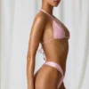 Top de bikini triangular de tirantes dobles Tropics en rosa suave
