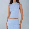 Top de cuello alto de ante sintético Aurelle en azul suave