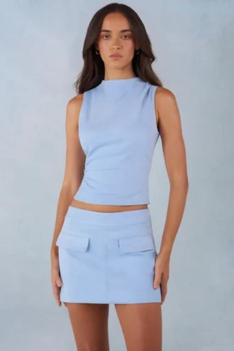 Top de cuello alto de ante sintético Aurelle en azul suave