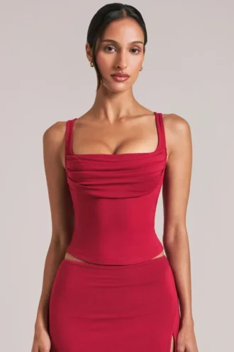 Top de cuello cuadrado Veya en rojo cereza