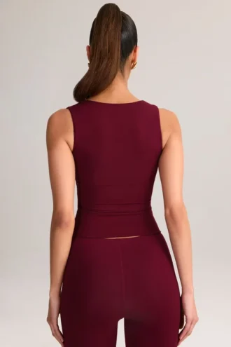 Top de cuello cuadrado Vivee Modal en color vino
