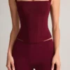 Top de cuello cuadrado Vivee Modal en color vino