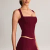 Top de cuello cuadrado Vivee Modal en color vino