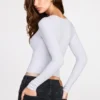 Top de manga larga con fruncidos de modal acanalado Luisa en gris