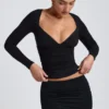 Top de manga larga con fruncidos Emry Modal en negro