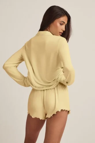 Top de pijama de manga larga Mirae Modal en amarillo pastel