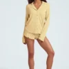 Top de pijama de manga larga Mirae Modal en amarillo pastel