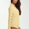 Top de pijama de manga larga Mirae Modal en amarillo pastel