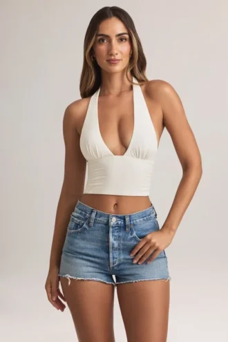 Top Drew de modal con cuello halter en blanco