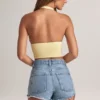 Top Drew de modal con cuello halter en color Lemon Sherbet