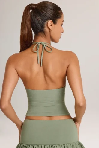 Top halter de modal Aviora en verde salvia