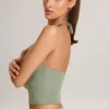 Top halter de modal Aviora en verde salvia