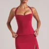 Top largo con cuello halter Vita en rojo cereza