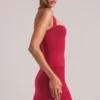 Top largo con cuello halter Vita en rojo cereza