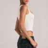 Top Vivee de modal con cuello cuadrado en color marfil