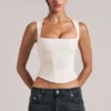 Top Vivee de modal con cuello cuadrado en color marfil