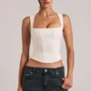 Top Vivee de modal con cuello cuadrado en color marfil