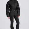 Traje de esquí acolchado e impermeable con cinturón en negro
