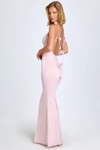 Vestido Aldona de jersey elástico con apliques florales en color rosa palo
