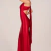 Vestido asimétrico con lazo en la espalda Adelina en rojo rosa Vestido asimétrico con lazo en la espalda Adelina en rojo rosa