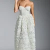 Vestido corsé con apliques florales y adornos Camellia en blanco