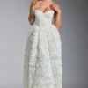 Vestido corsé con apliques florales y adornos Camellia en blanco