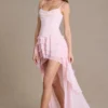 Vestido corsé con cuello vuelto y adornos Arlette Premium en rosa bebé Vestido corsé con cuello vuelto y adornos Arlette Premium en rosa bebé