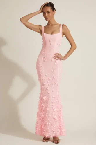 Vestido corsé con escote redondeado y apliques decorativos Vasanta en rosa