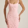 Vestido corsé con escote redondeado y apliques decorativos Vasanta en rosa Vestido corsé con escote redondeado y apliques decorativos Vasanta en rosa