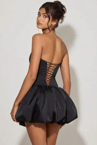 Vestido corsé con volantes y cordones Minerva en negro