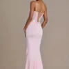 Vestido corsé de encaje adornado Beatrix Premium en rosa bebé Vestido corsé de encaje adornado Beatrix Premium en rosa bebé