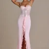Vestido corsé de encaje adornado Beatrix Premium en rosa bebé Vestido corsé de encaje adornado Beatrix Premium en rosa bebé