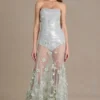 Vestido corsé de tul con adornos Estella en verde salvia Vestido corsé de tul con adornos Estella en verde salvia