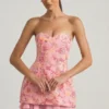 Vestido corsé sin tirantes con adornos Eliselle en rosa Vestido corsé sin tirantes con adornos Eliselle en rosa
