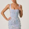 Vestido cortito corsé con apliques decorativos Briar en azul cielo Vestido cortito corsé con apliques decorativos Briar en azul cielo