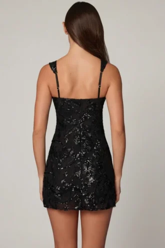 Vestido corto Adia con adornos y corte en A en negro