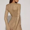 Vestido corto ajustado asimétrico con adornos Nevina en dorado Vestido corto ajustado asimétrico con adornos Nevina en dorado