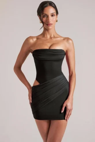 Vestido corto ajustado bandeau Veda en negro