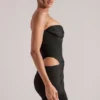 Vestido corto ajustado bandeau Veda en negro Vestido corto ajustado bandeau Veda en negro